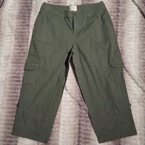 St John's Bay Green Capri Cargo Pants sz.6P
